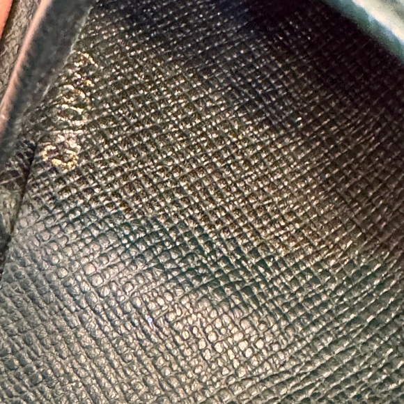 Louis Vuitton Green Taiga Wallet - Picture 9 of 16
